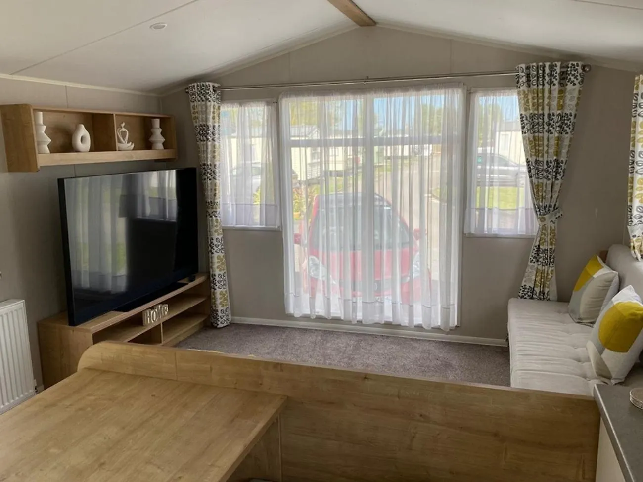 Amc Flamingo Land Caravan, Motorhome & Campervan Hire Kirby Misperton